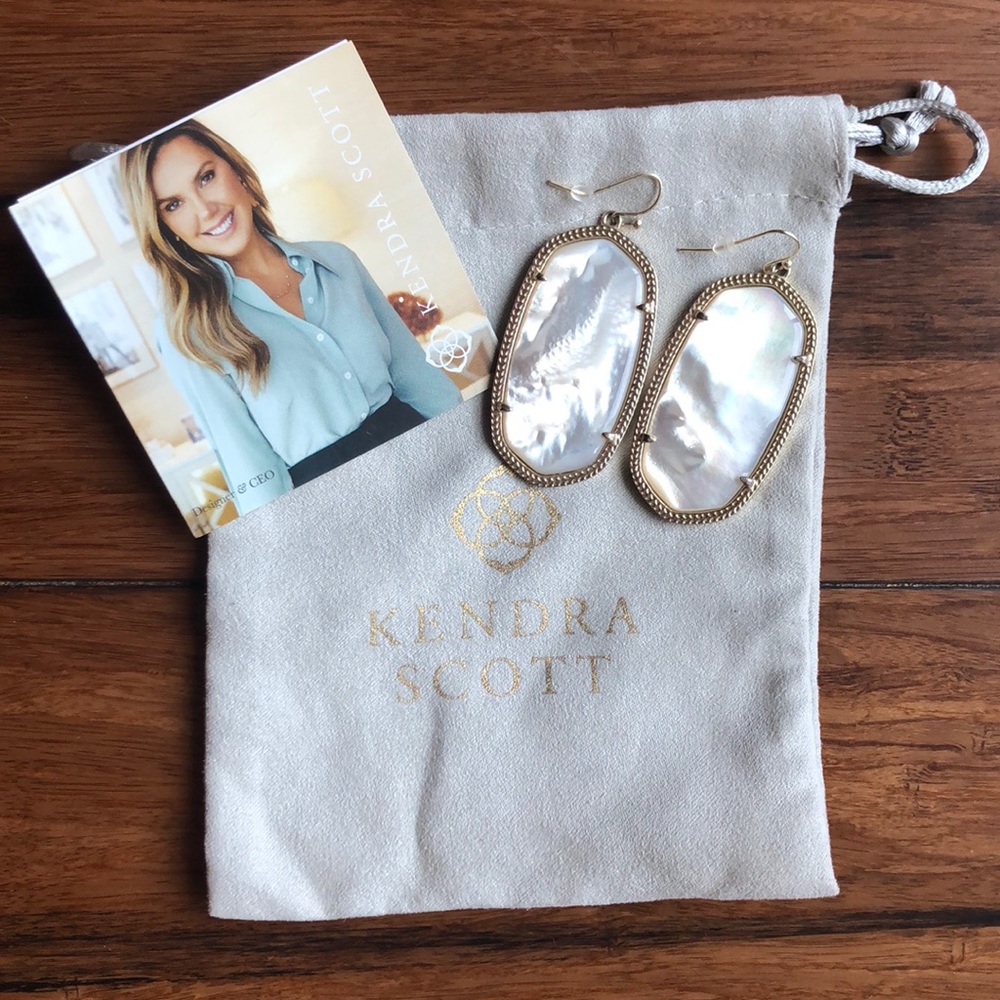 Kendra Scott Danielle Earrings
